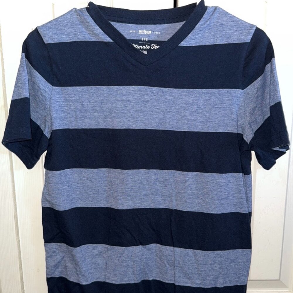 Urban Outfitters Boys YLG Dark Blue Striped V Neck Dressy T Shirt